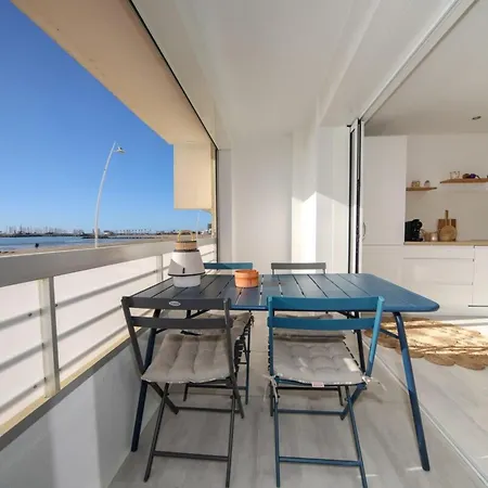 T3 Octopus Vue Parking Apartman